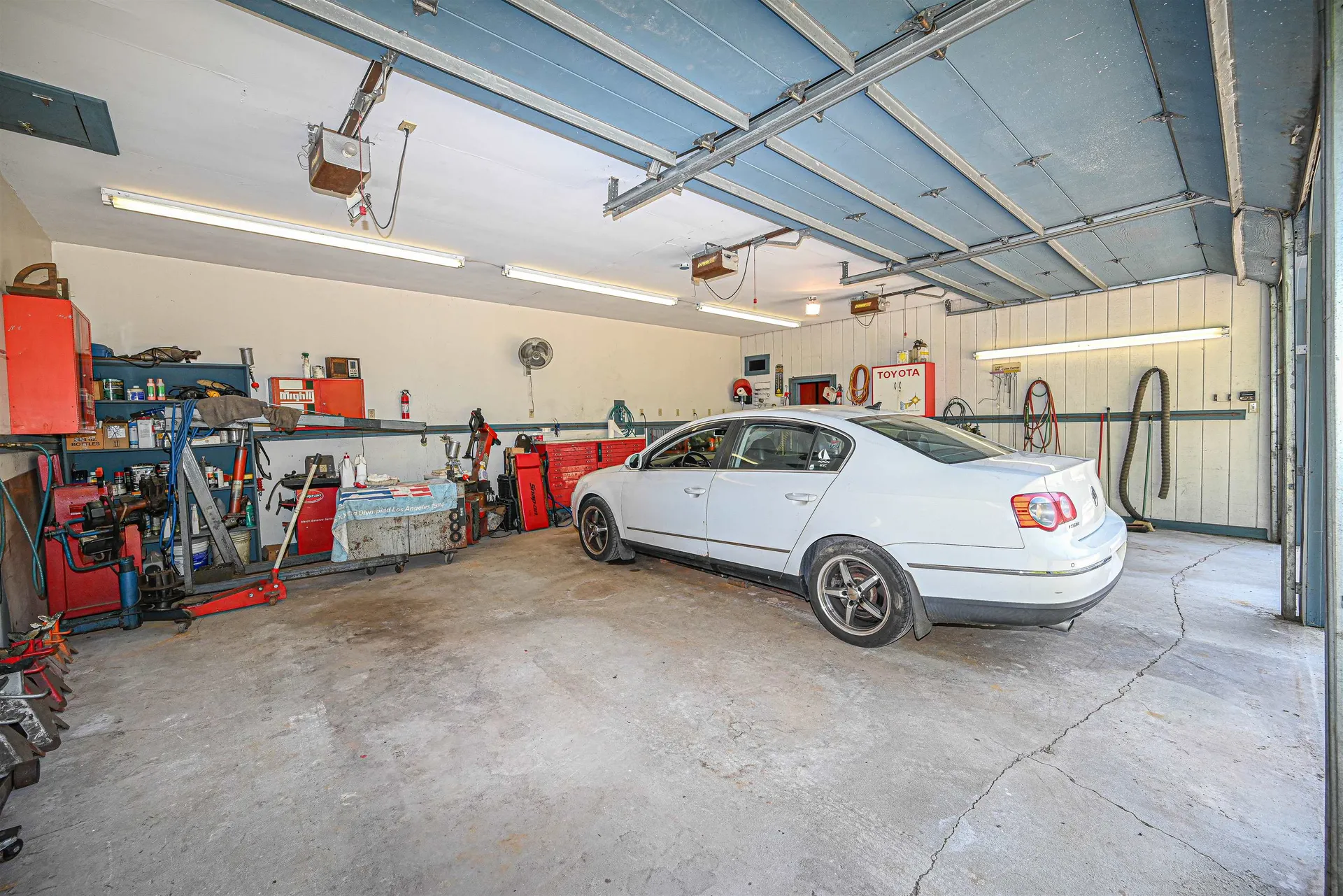 9 Rockforest Drive Hooksett NH 03106