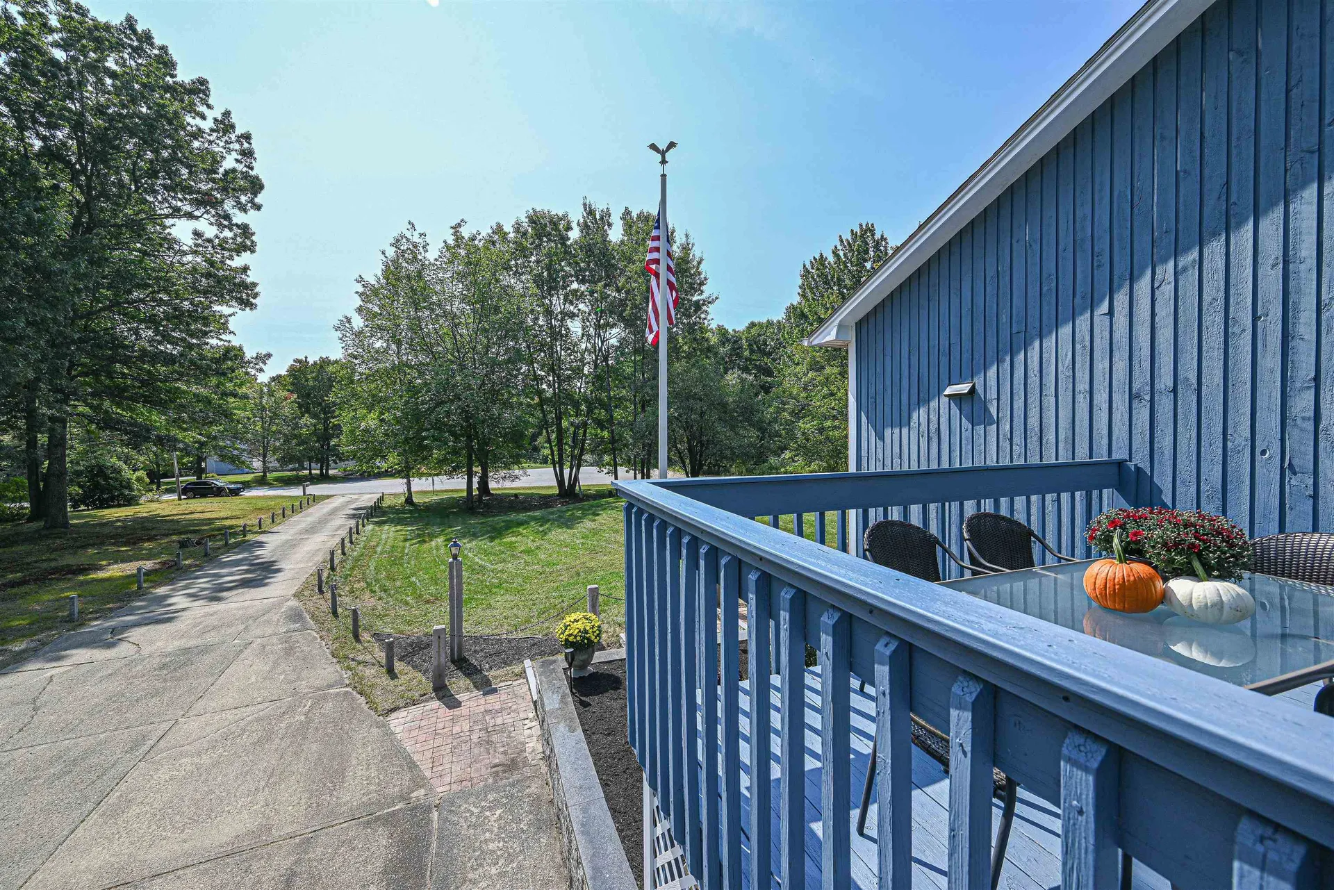 9 Rockforest Drive Hooksett NH 03106