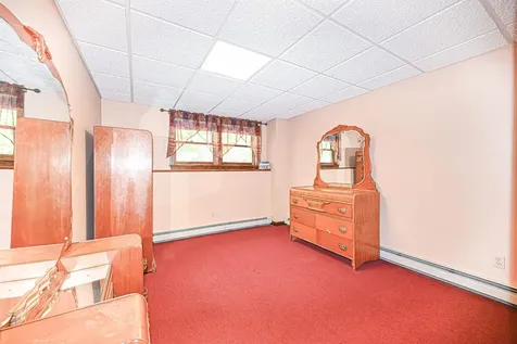 9 Rockforest Drive Hooksett NH 03106