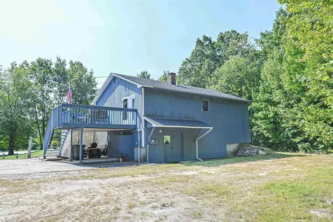 9 Rockforest Drive Hooksett NH 03106