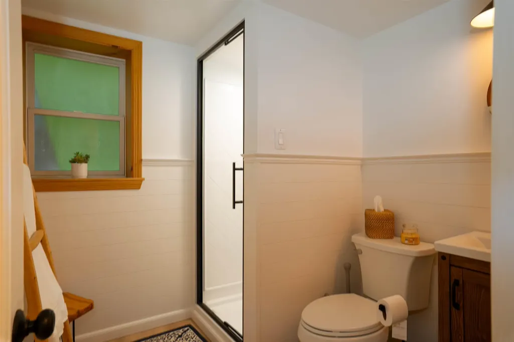 201 Pratt Bridge Road Jamaica VT 05343