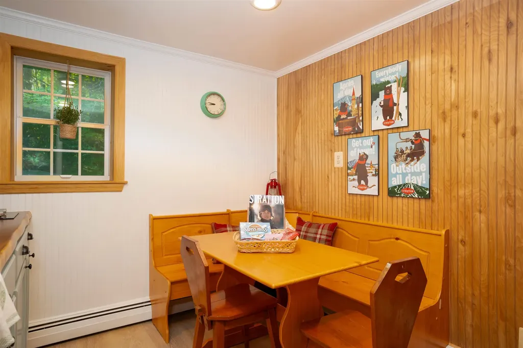 201 Pratt Bridge Road Jamaica VT 05343