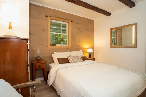 201 Pratt Bridge Road Jamaica VT 05343