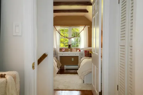 201 Pratt Bridge Road Jamaica VT 05343