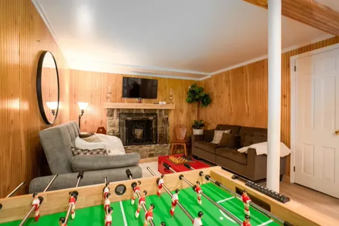 201 Pratt Bridge Road Jamaica VT 05343