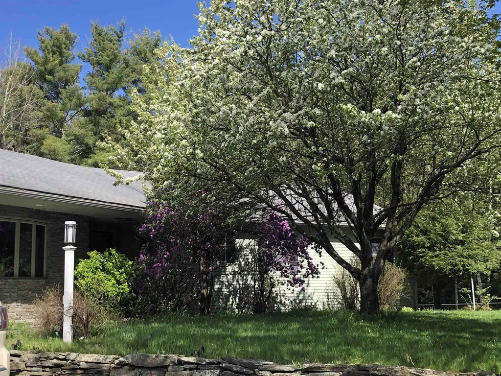 45 Dorothy Perley Road Lebanon NH 03766