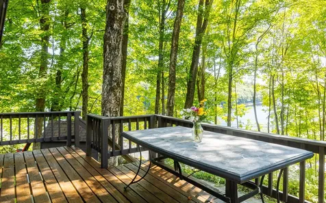 369 Route 9 W Wilmington VT 05363