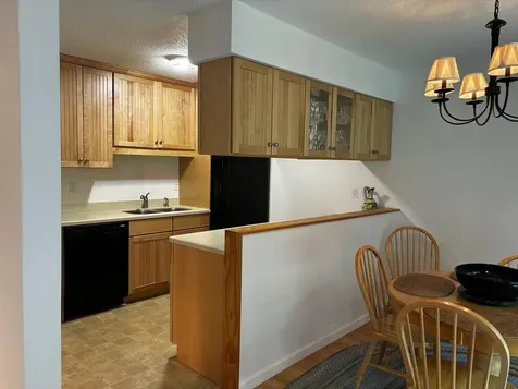 141 Ledgewood Circle Burlington VT 05401