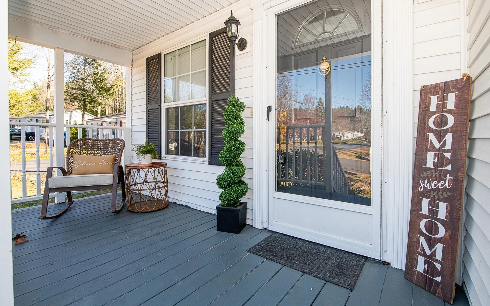 17 Granite Circle Hampstead NH 03841