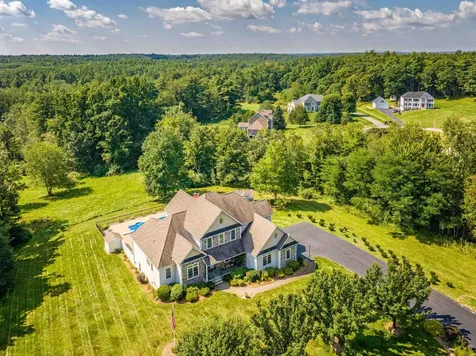1 Cole Circle Madbury NH 03823