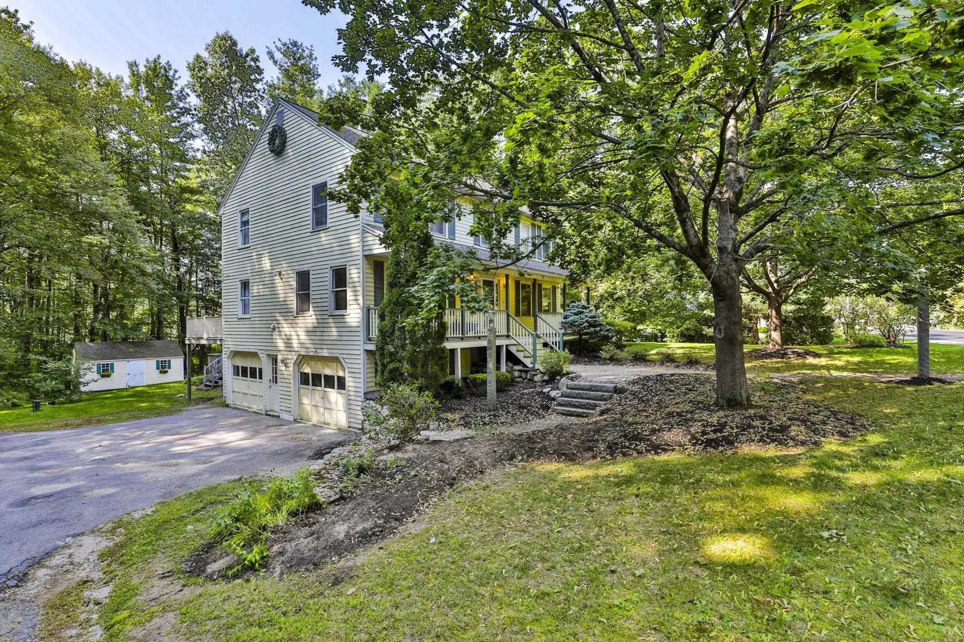 10 Pinewood Road Hudson NH 03051