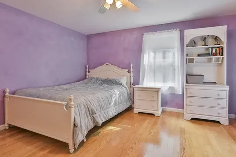 10 Pinewood Road Hudson NH 03051