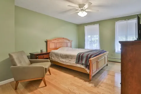 10 Pinewood Road Hudson NH 03051