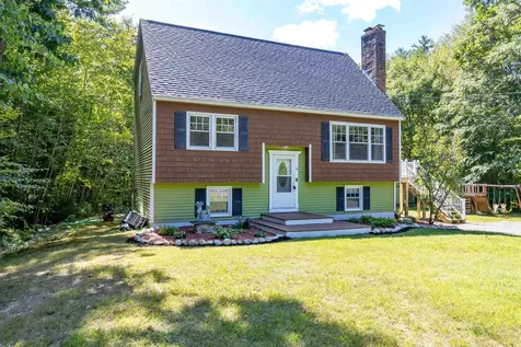 16 Birch Street Litchfield NH 03052