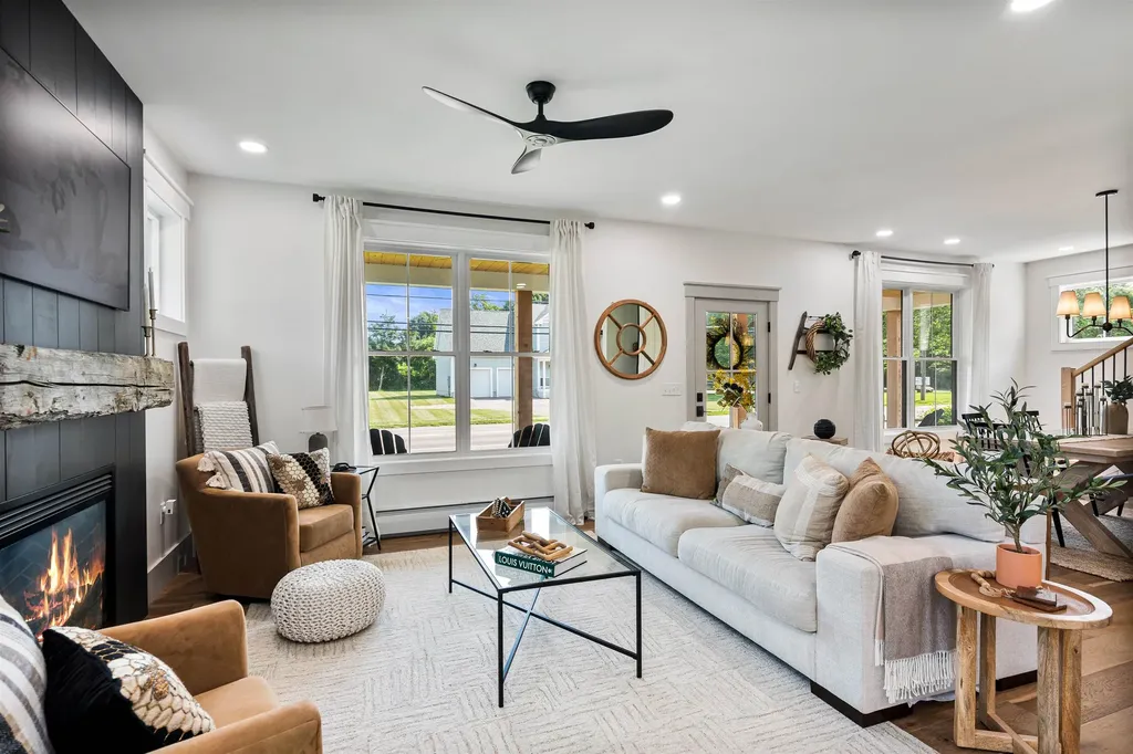 658 Main Street Colchester VT 05446