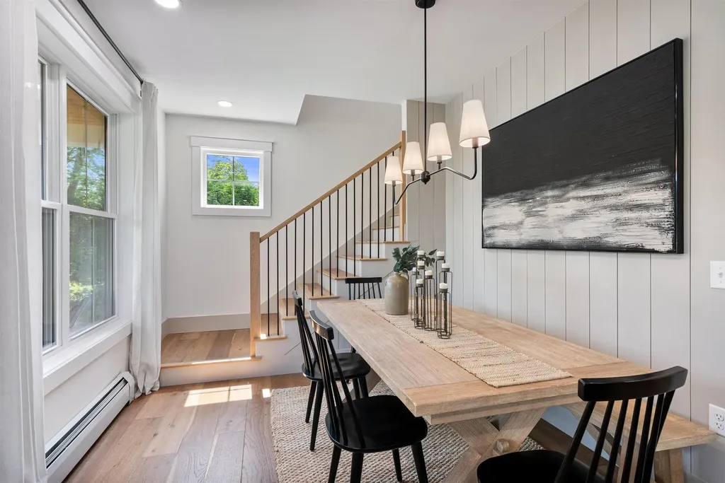 658 Main Street Colchester VT 05446