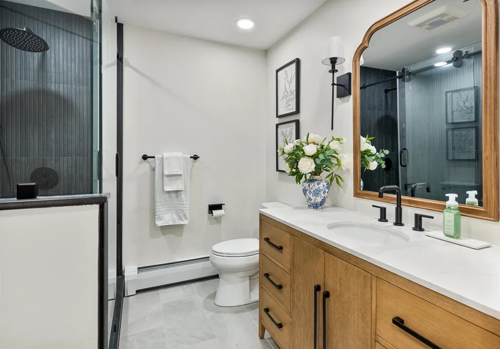 658 Main Street Colchester VT 05446