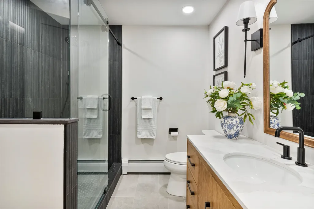 658 Main Street Colchester VT 05446