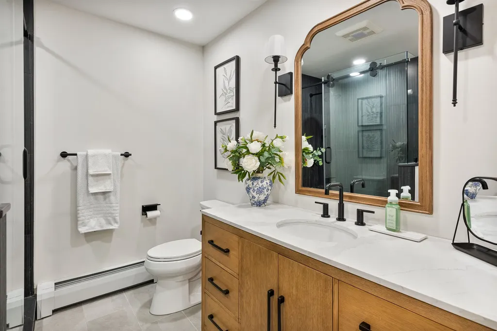 658 Main Street Colchester VT 05446