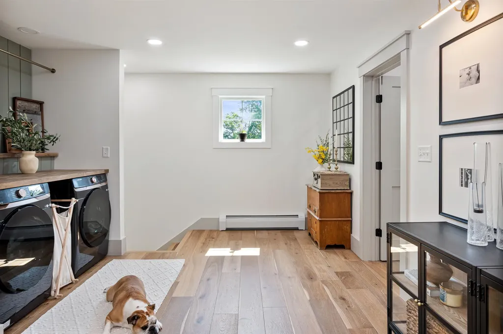 658 Main Street Colchester VT 05446