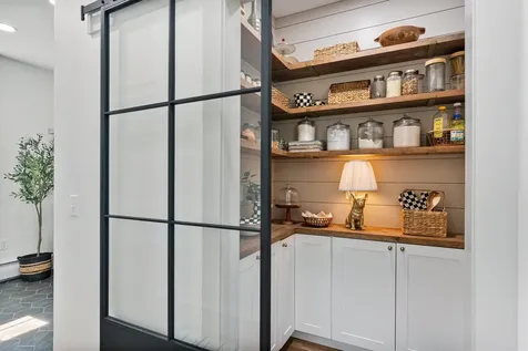 658 Main Street Colchester VT 05446