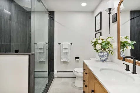 658 Main Street Colchester VT 05446