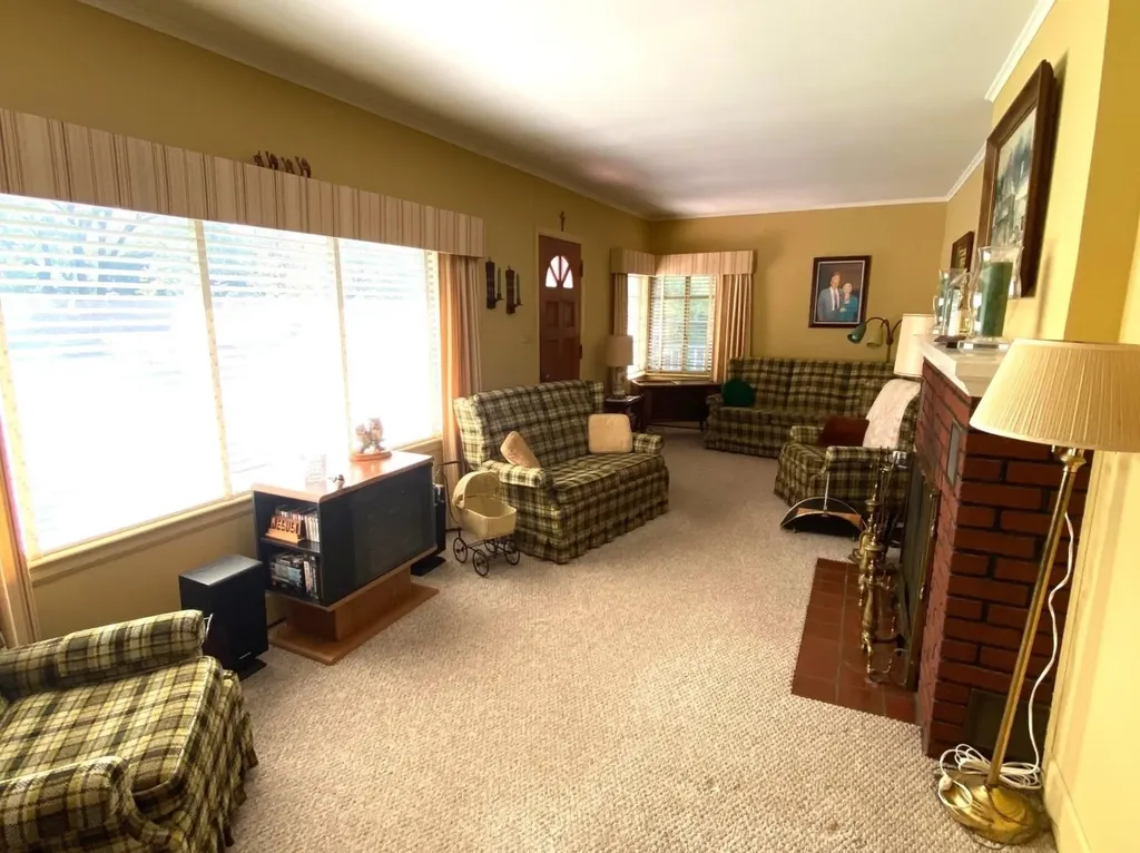 29 Pinetree Terrace South Burlington VT 05403