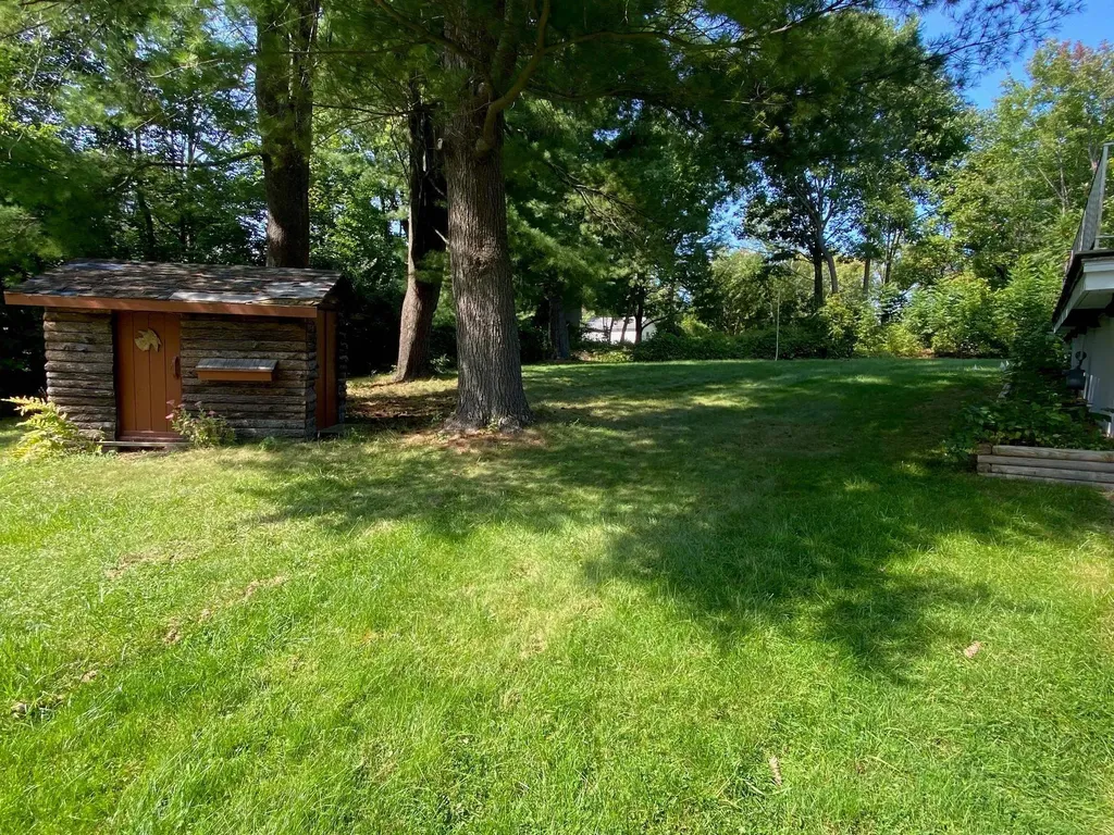 29 Pinetree Terrace South Burlington VT 05403