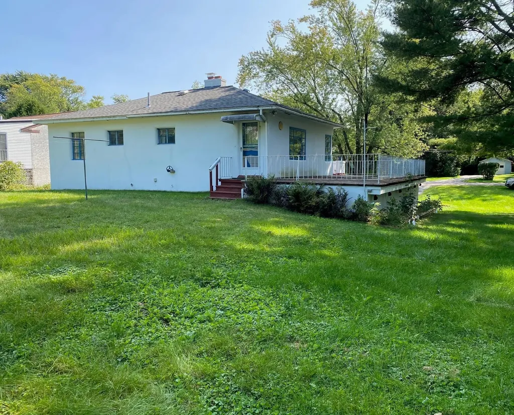 29 Pinetree Terrace South Burlington VT 05403