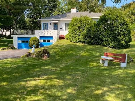 29 Pinetree Terrace South Burlington VT 05403