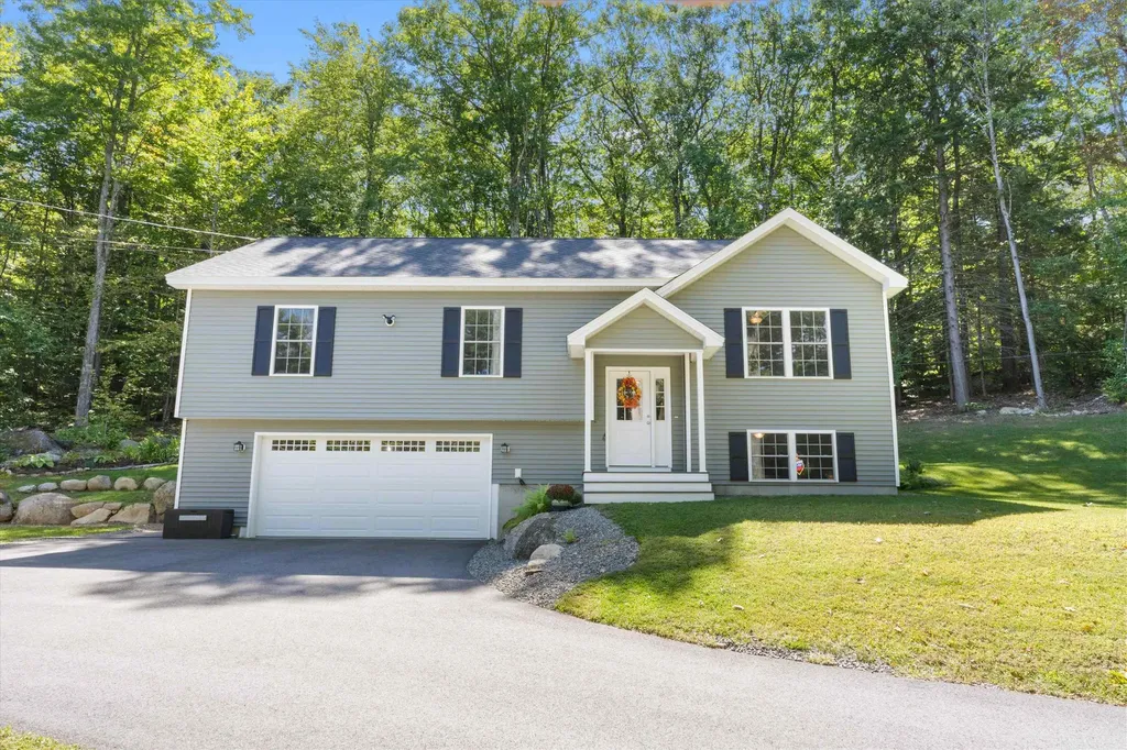 66 Onset Road Bennington NH 03442