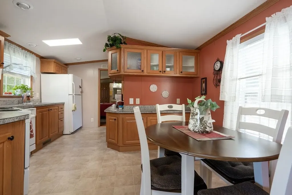 39 Cortland Way Barrington NH 03825