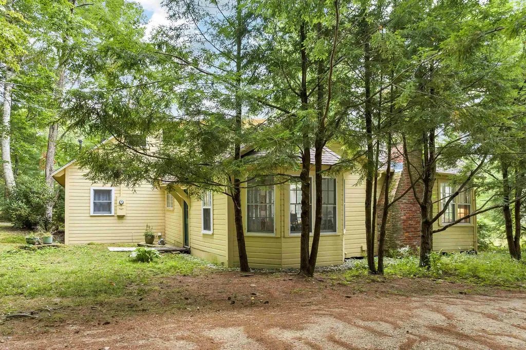58 Point O Pines Road Wolfeboro NH 03894