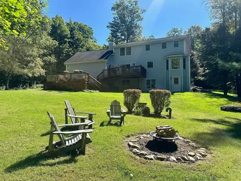182 Mending Walls Road Manchester VT 05255