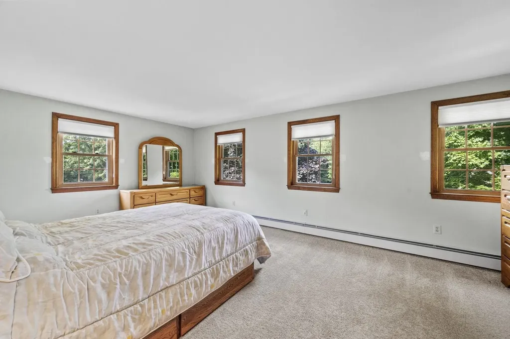29 Buttrick Road Hampstead NH 03841