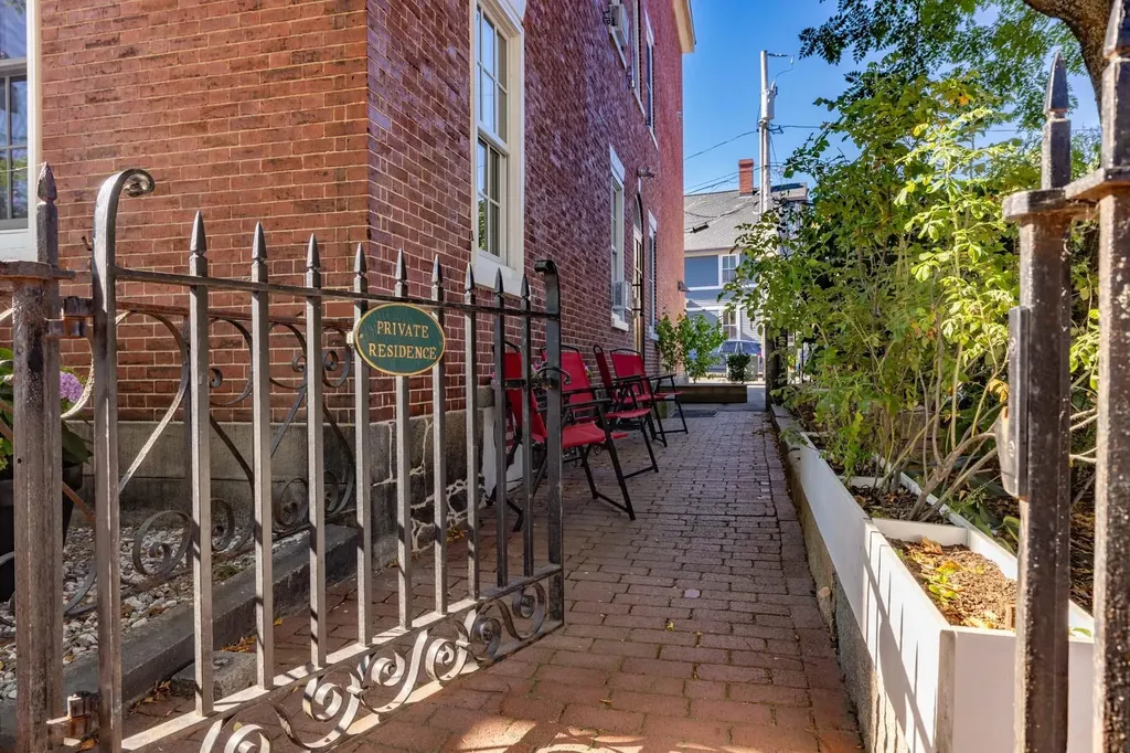 147 State Street Portsmouth NH 03801
