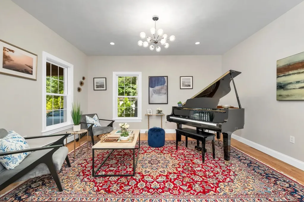 113 Dockham Shore Road Gilford NH 03249