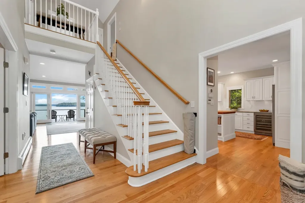 113 Dockham Shore Road Gilford NH 03249