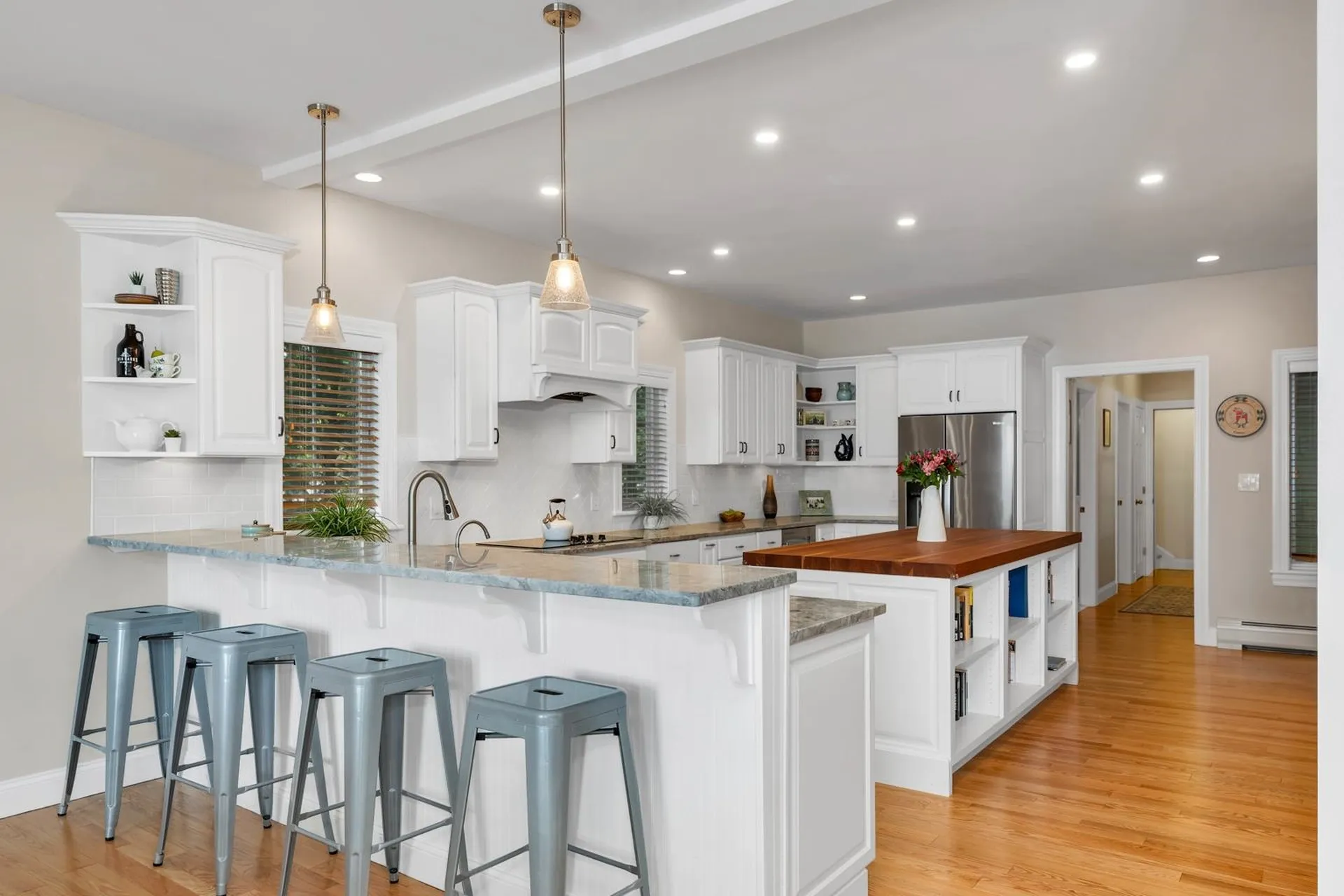 113 Dockham Shore Road Gilford NH 03249