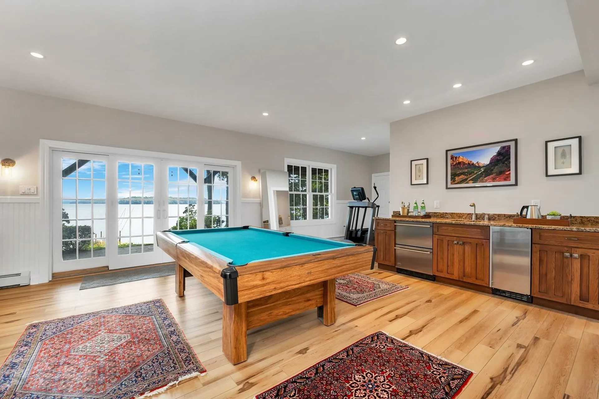 113 Dockham Shore Road Gilford NH 03249