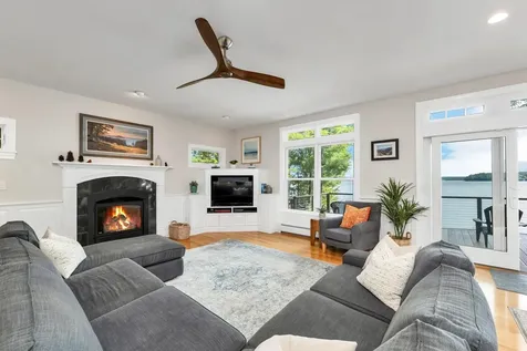 113 Dockham Shore Road Gilford NH 03249