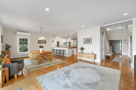 113 Dockham Shore Road Gilford NH 03249