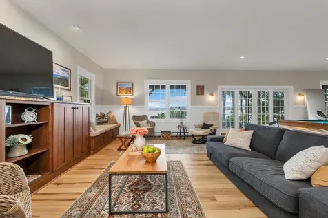 113 Dockham Shore Road Gilford NH 03249