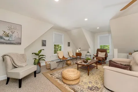 113 Dockham Shore Road Gilford NH 03249