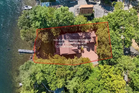 113 Dockham Shore Road Gilford NH 03249