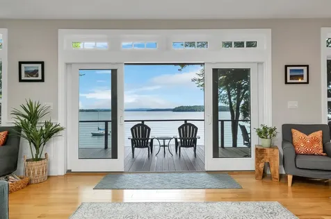 113 Dockham Shore Road Gilford NH 03249