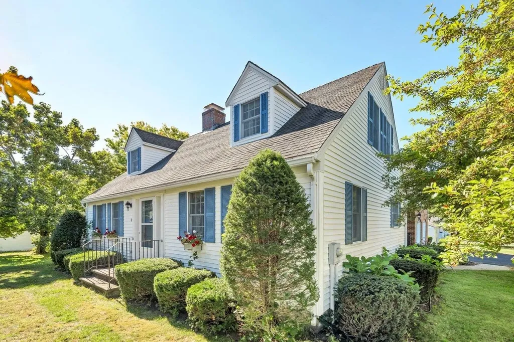 8 Pray Street Rochester NH 03868
