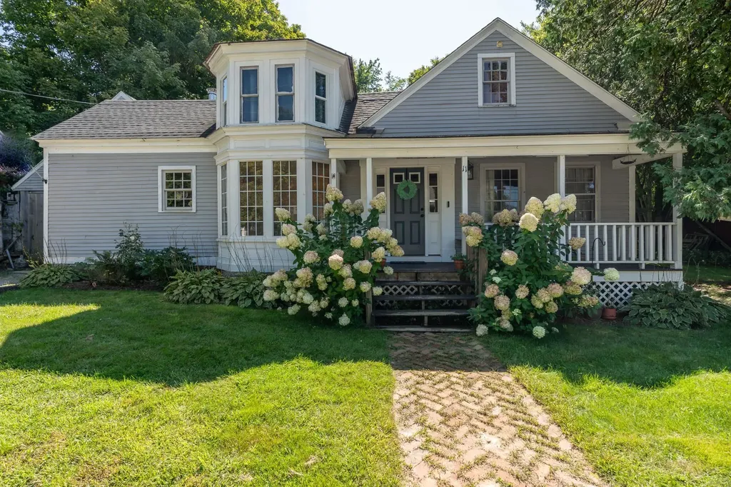 11 Francestown Road Bennington NH 03442