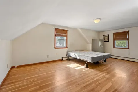 6 Hopkins Drive Hudson NH 03051