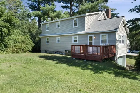 6 Hopkins Drive Hudson NH 03051